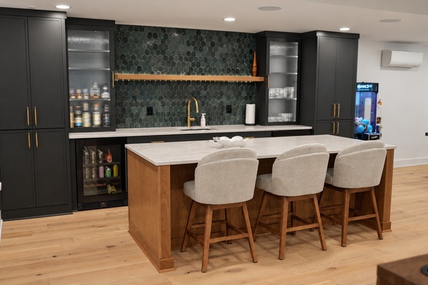 The Oak and Onyx Retreat