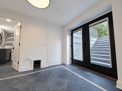 The Oak and Onyx Retreat